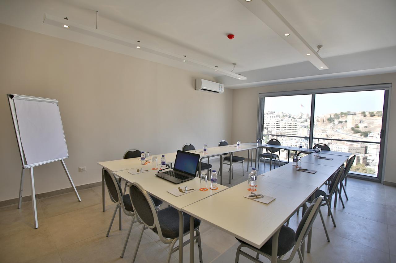 Wild Jordan Center Villa Amman Exterior photo